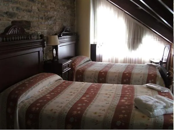 El Capricho De Josana Hotel